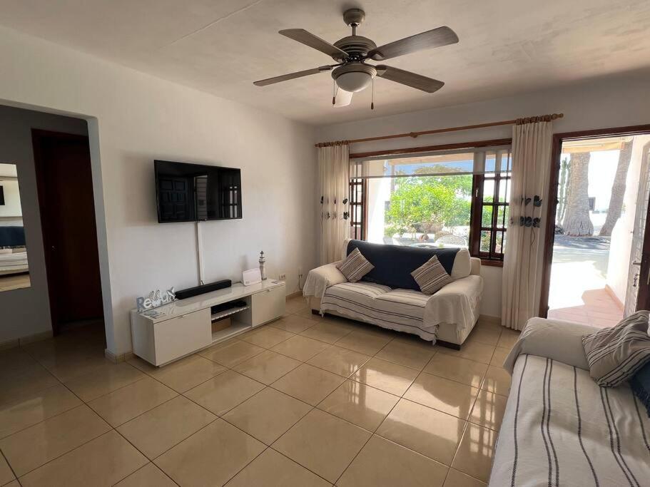 Casa Mo, 2 Bedroom Apartment Close To The Beach Puerto del Carmen  Eksteriør billede